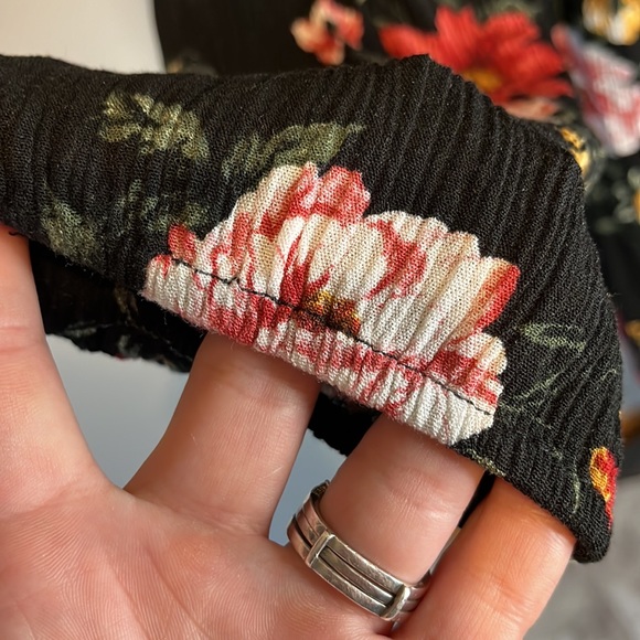 Torrid floral top - Picture 3 of 6